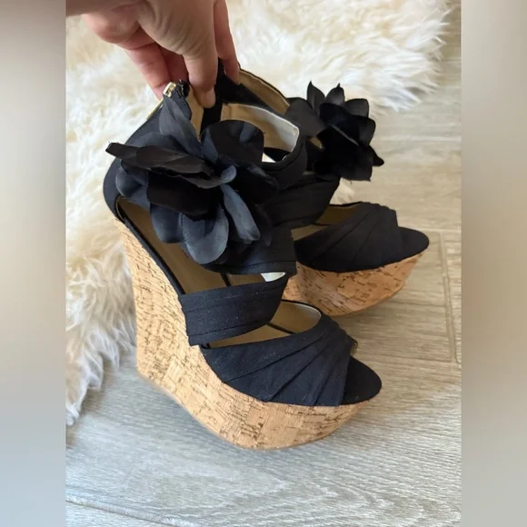 JustFab Black Wedge Sandals with Floral Accent - Picture 3 of 6